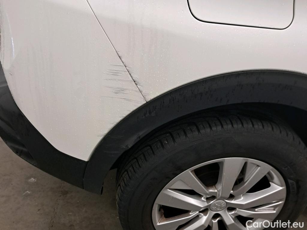  Peugeot  3008 PEUGEOT  / 2020 / 5P / todoterreno 1.2 PureTech 96KW S&S Active Pack EAT8 #35