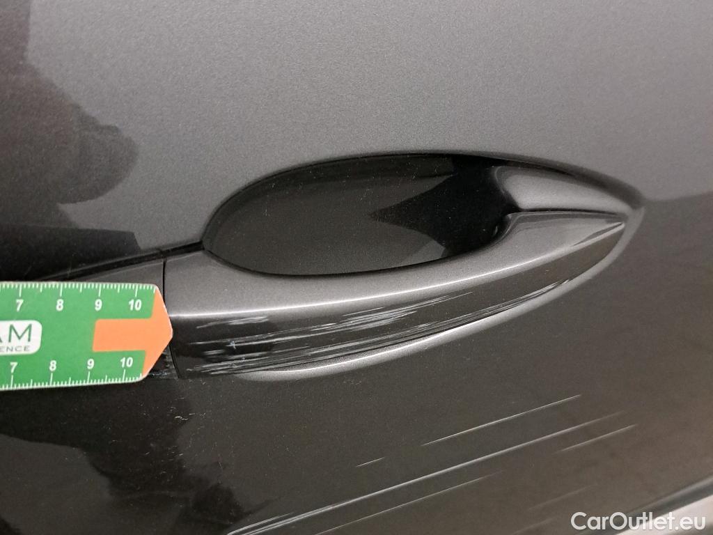  Peugeot  3008 PEUGEOT  Hybrid / 2020 / 5P / todoterreno 225 e-EAT8 Allure (AC2) #35