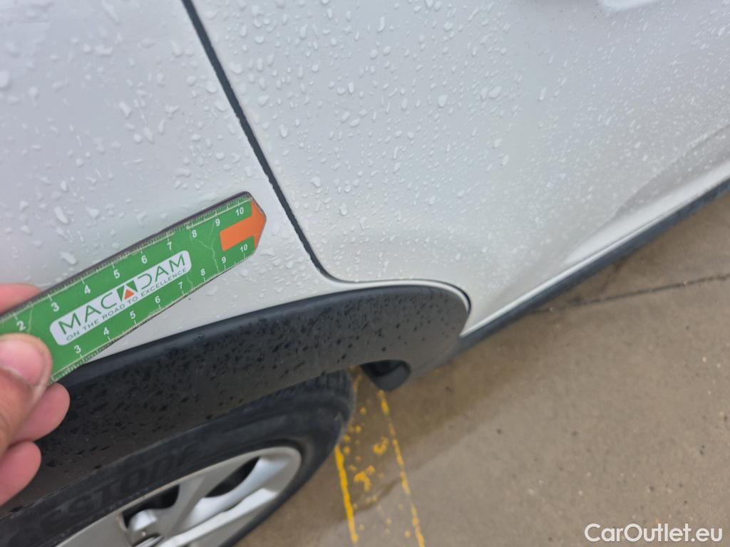  Citroen  C3 CITROEN  / 2020 / 5P / berlina con portón BlueHDi 75KW (100CV) S&S Live Pack #31