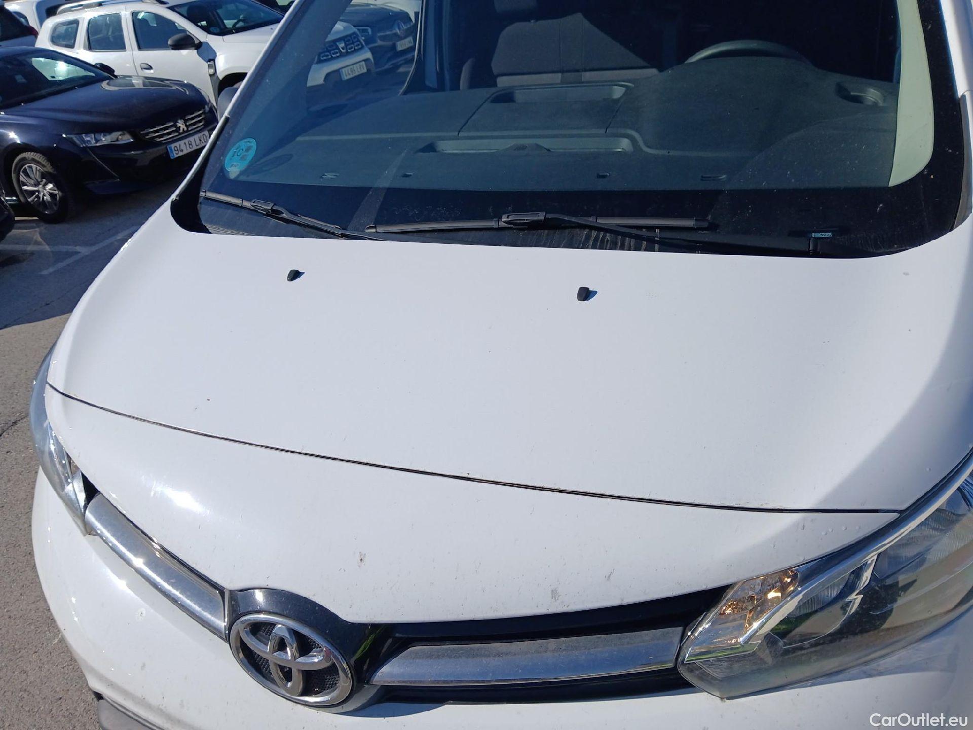  Toyota  Proace TOYOTA  / 2020 / 4P / furgón 1.5D 120CV GX Plus 1PL 2PT L1 #3