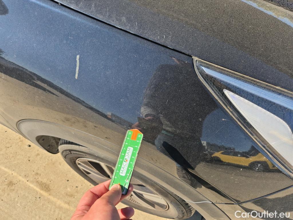  KIA  Niro KIA  1.6 GDi PHEV 104kW (141CV) Drive #12