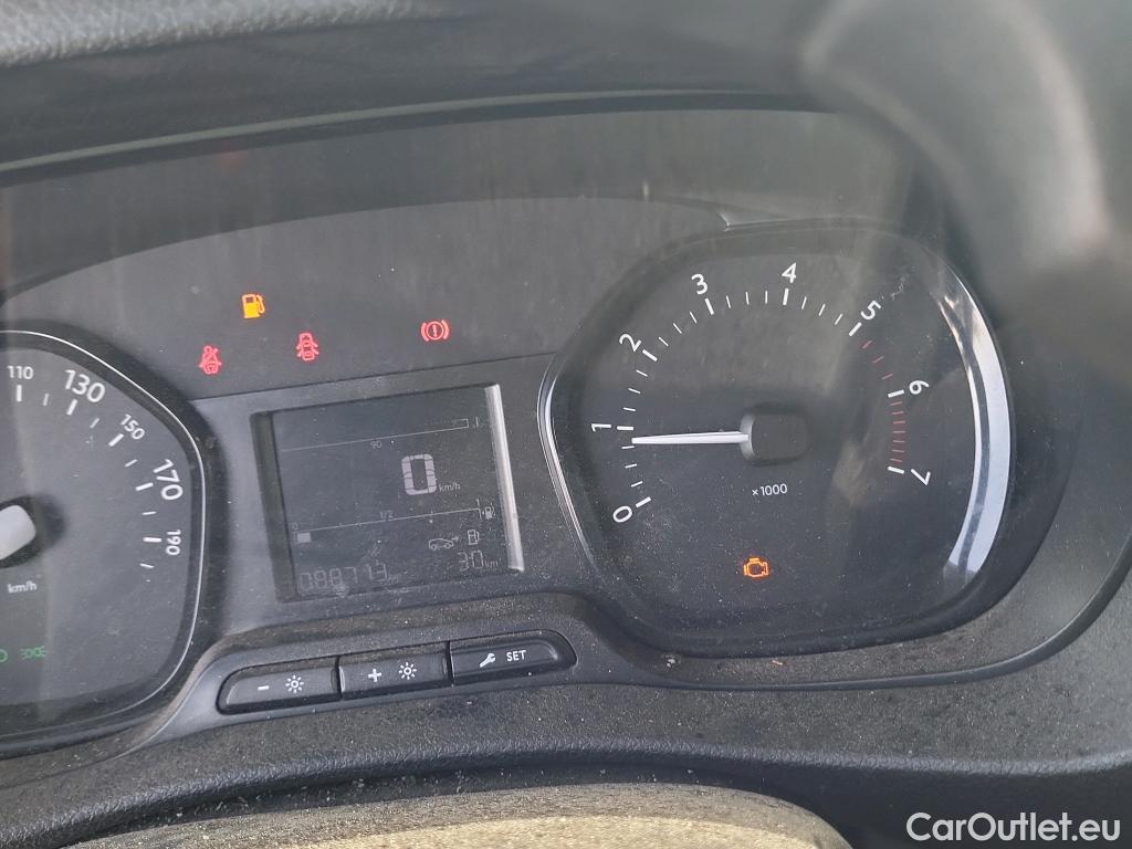  Opel  Vivaro OPEL  / 2019 / 4P / furgón 1.5 Diésel 74kW (100CV) M Std Express (CX) #49