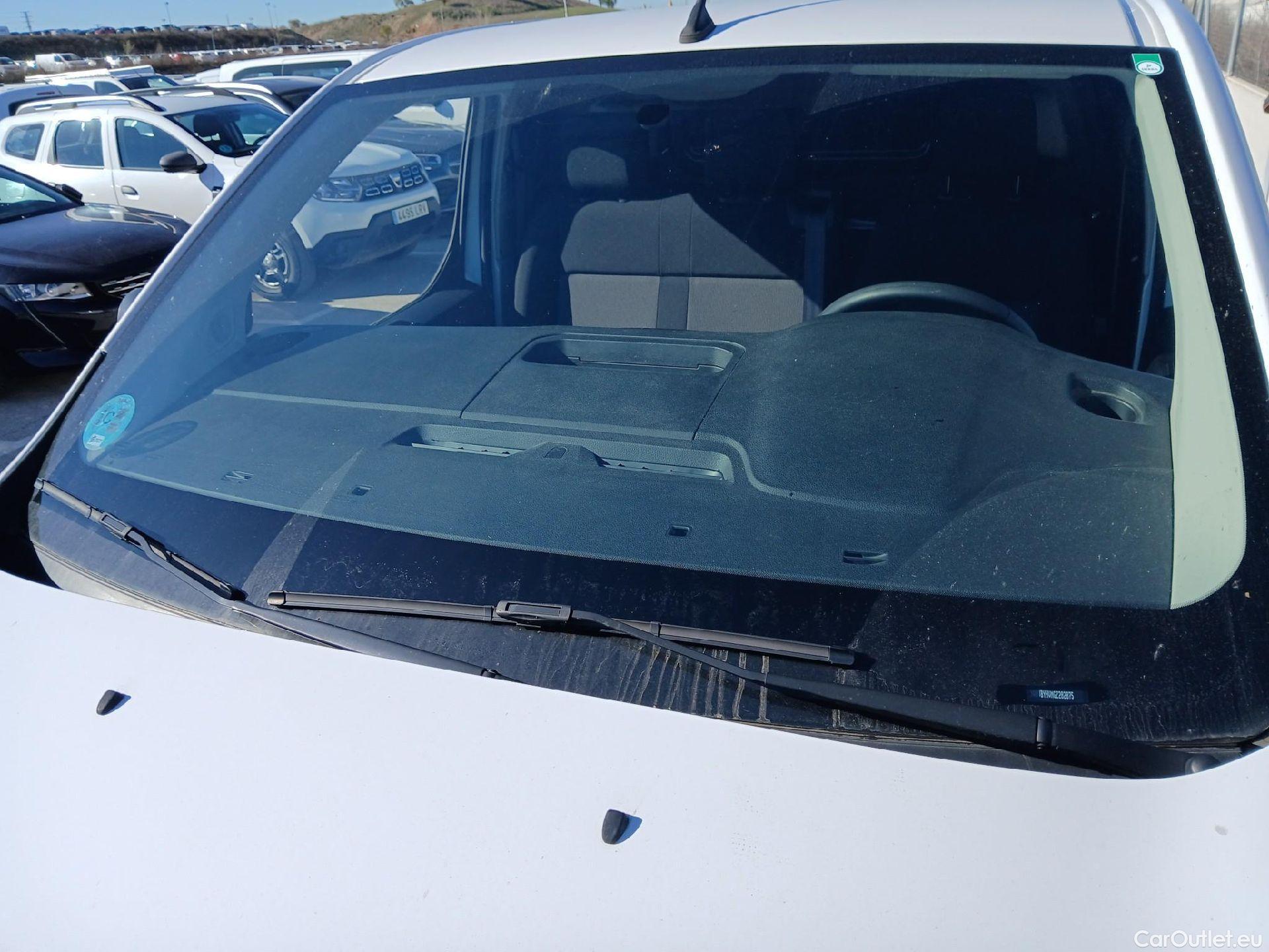  Toyota  Proace TOYOTA  / 2020 / 4P / furgón 1.5D 120CV GX Plus 1PL 2PT L1 #4