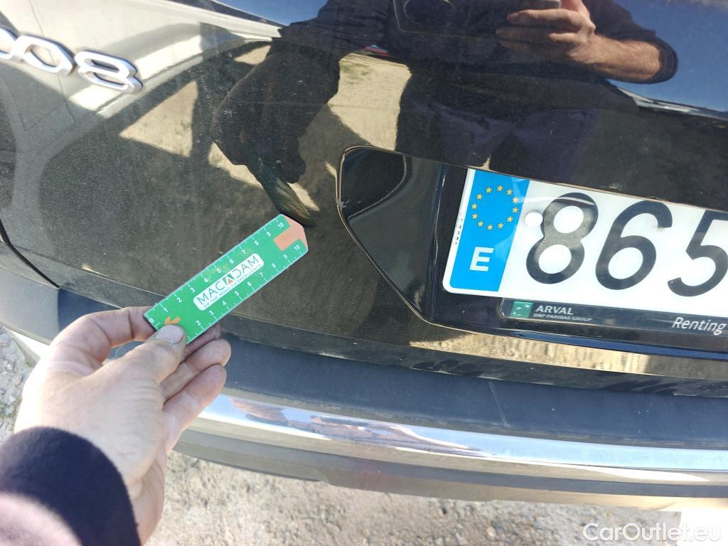  Peugeot  3008 PEUGEOT  / 2020 / 5P / todoterreno 1.5 BlueHDi 96kW S&S Allure Pack EAT8 #40