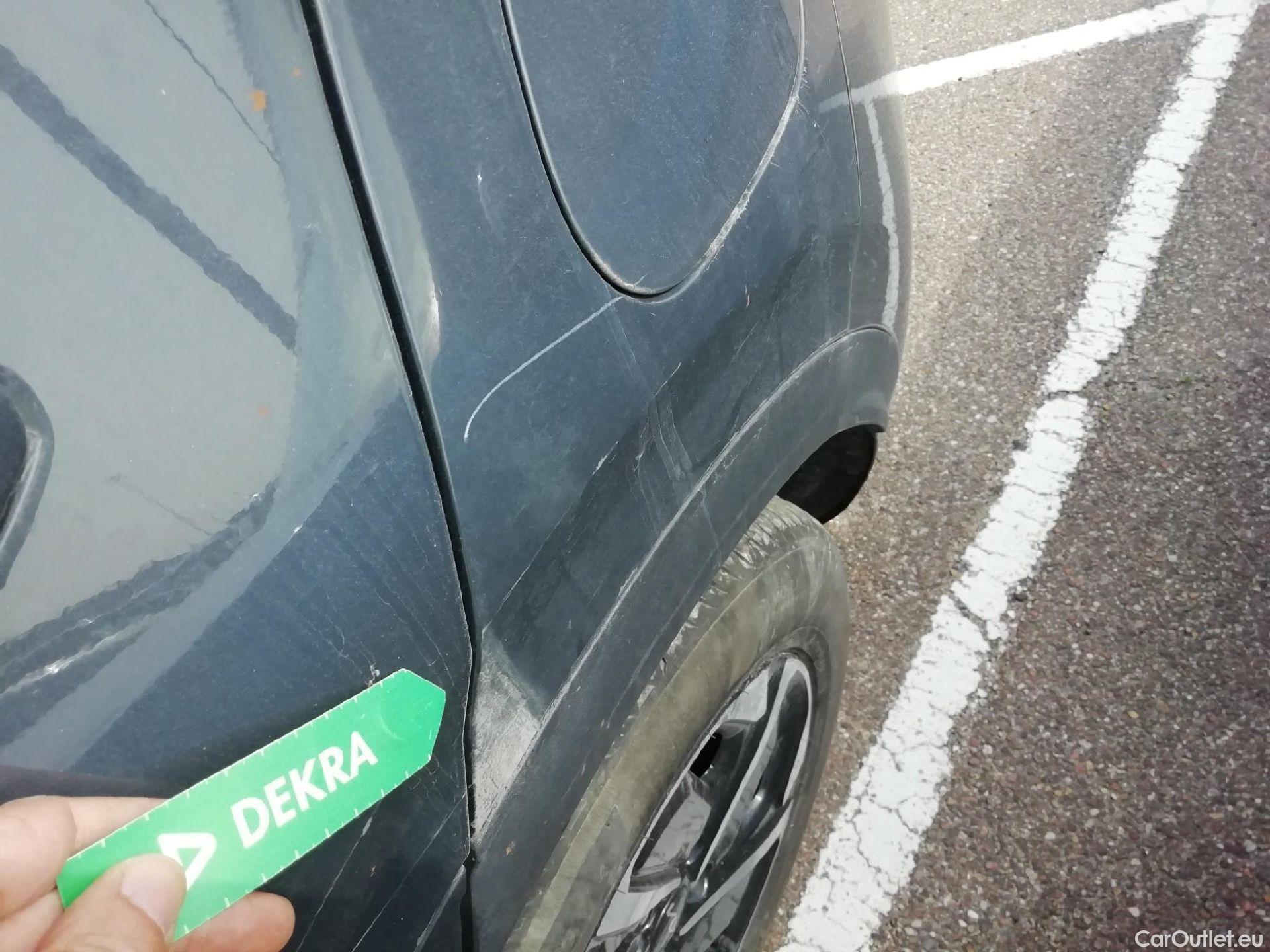  KIA  Sportage KIA  / 2022 / 5P / todoterreno 1.6 CRDi MHEV 100kW (136CV) Drive 4X2 #22