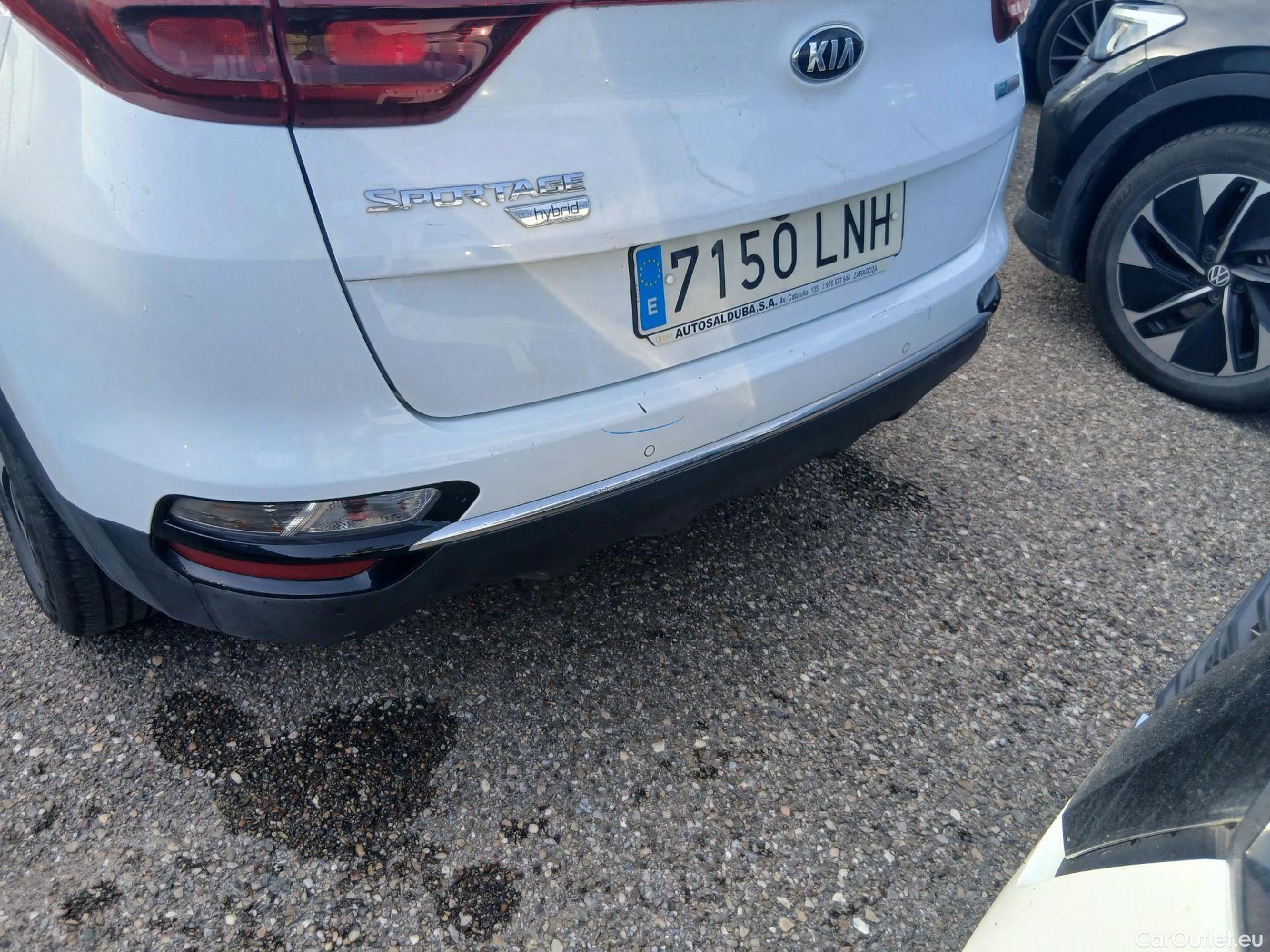  KIA  Sportage KIA  / 2018 / 5P / todoterreno 1.6 MHEV Business DCT 100kW (136CV) 4X2 #3