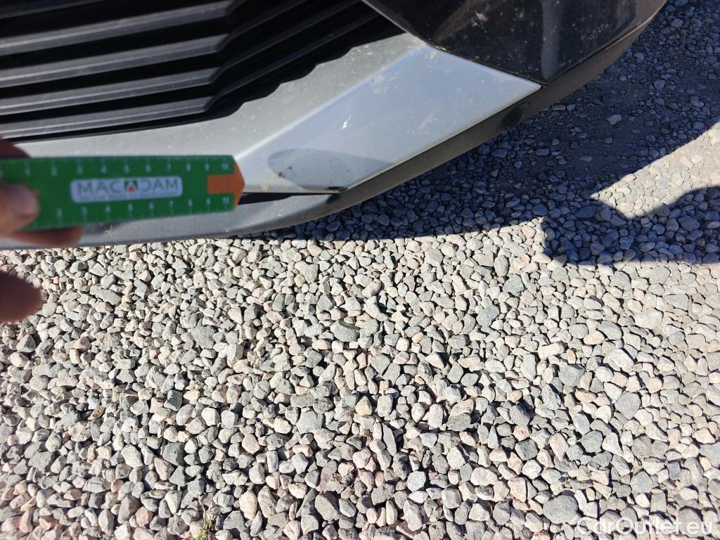  Peugeot  3008 PEUGEOT  / 2020 / 5P / todoterreno 1.5 BlueHDi 96kW S&S Allure Pack EAT8 #38