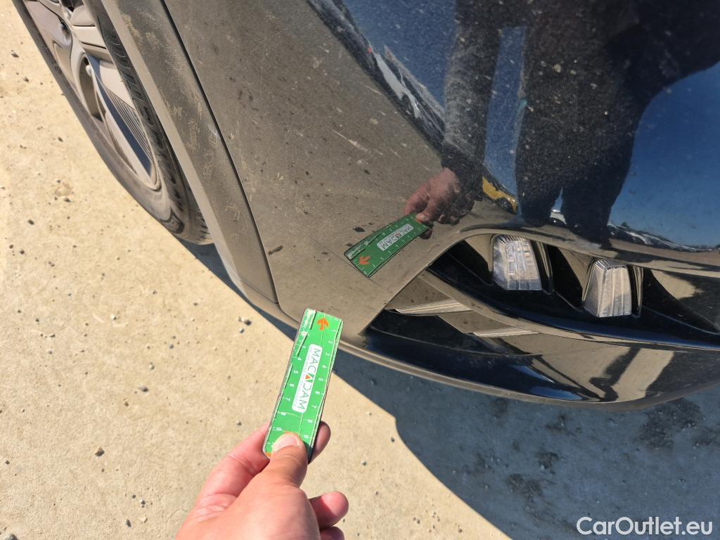  KIA  Niro KIA  1.6 GDi PHEV 104kW (141CV) Drive #14