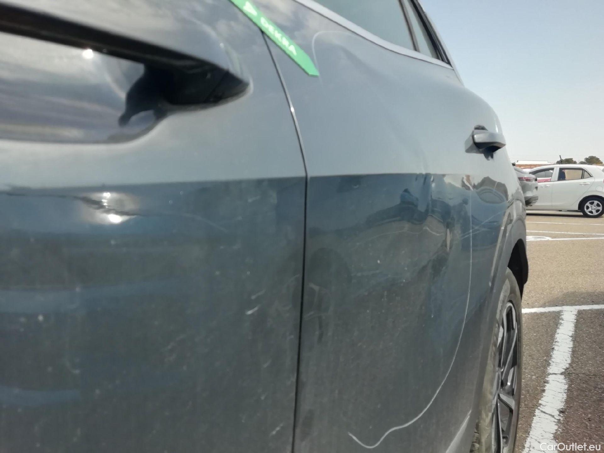  KIA  Sportage KIA  / 2022 / 5P / todoterreno 1.6 CRDi MHEV 100kW (136CV) Drive 4X2 #19