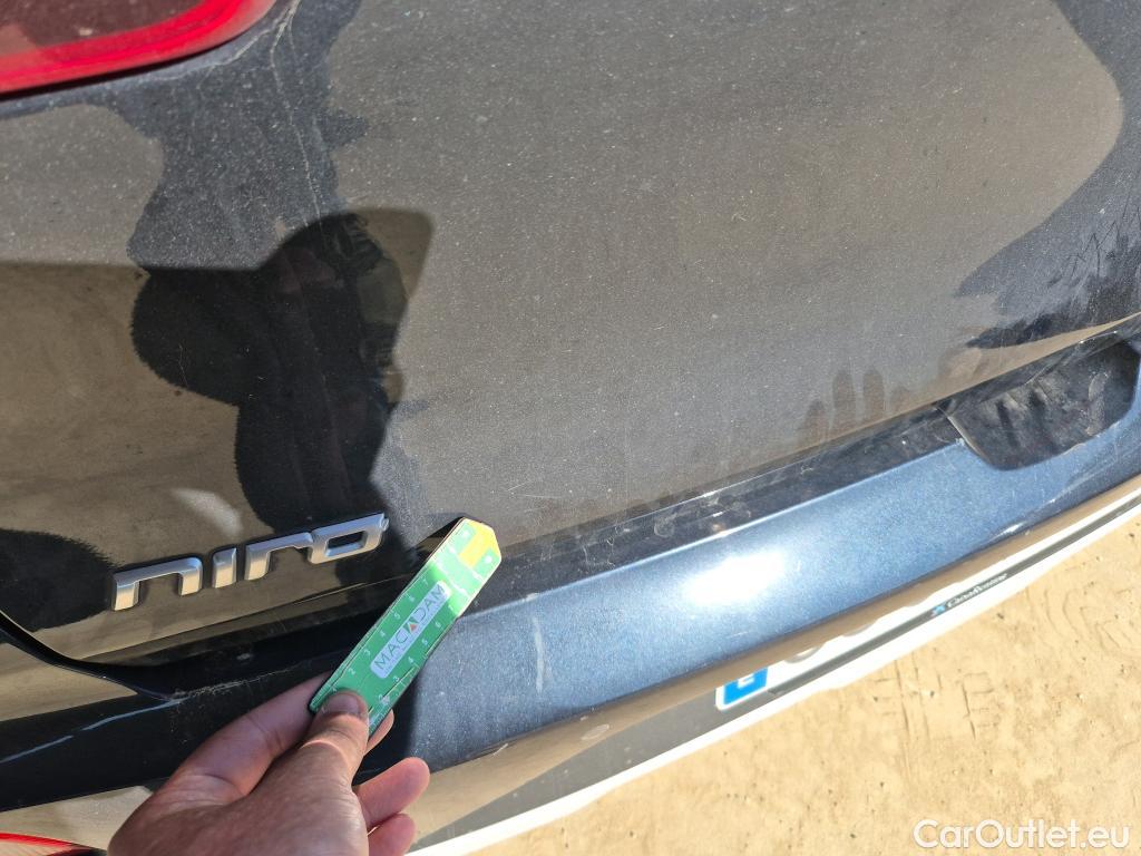  KIA  Niro KIA  1.6 GDi PHEV 104kW (141CV) Drive #35