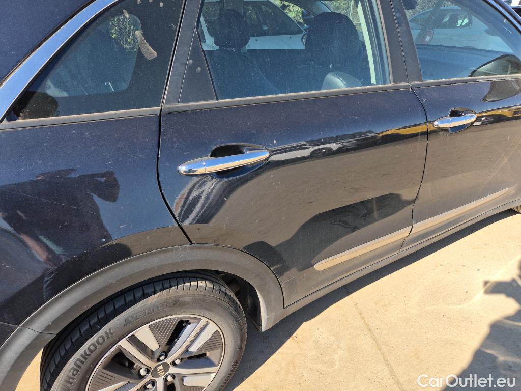  KIA  Niro KIA  1.6 GDi PHEV 104kW (141CV) Drive #8