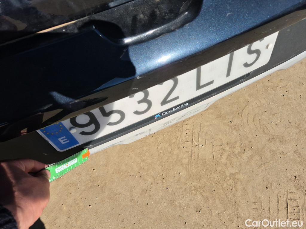  KIA  Niro KIA  1.6 GDi PHEV 104kW (141CV) Drive #33