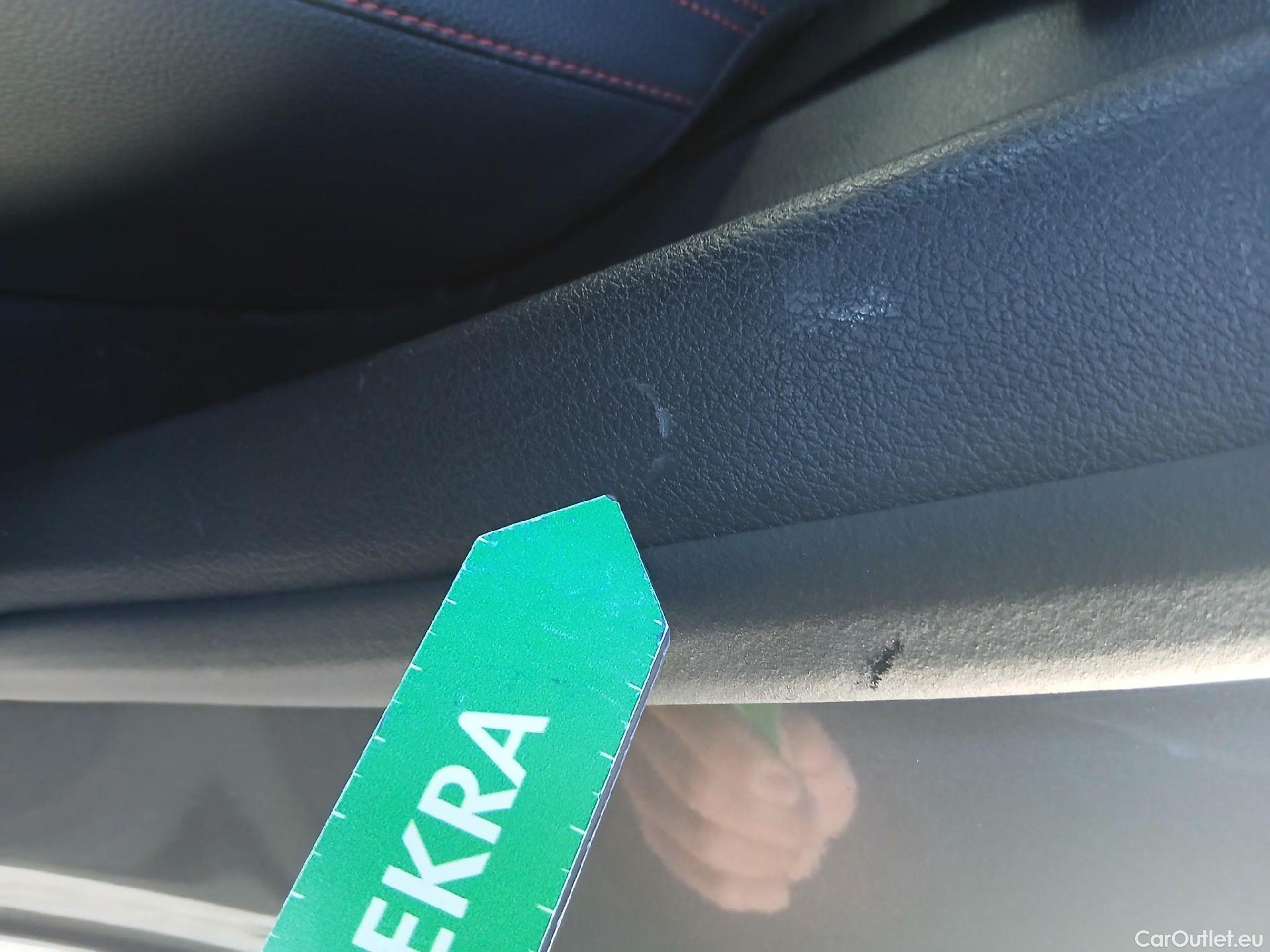  Mercedes  GLA Clase   250 4Matic (247.747)AMG AMG Line 225CV AT8 E6d #22