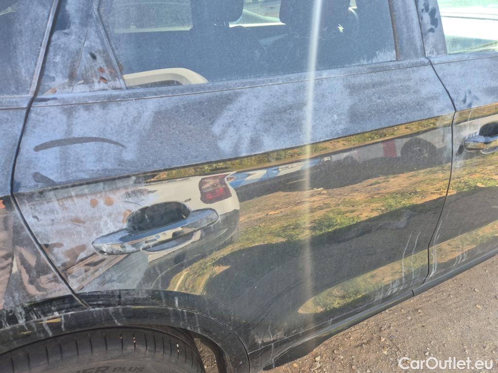  Audi  Q5 AUDI  SPORTBACK / 2020 / 5P / todoterreno Black Line 50 TFSI e quattro-ultra #29