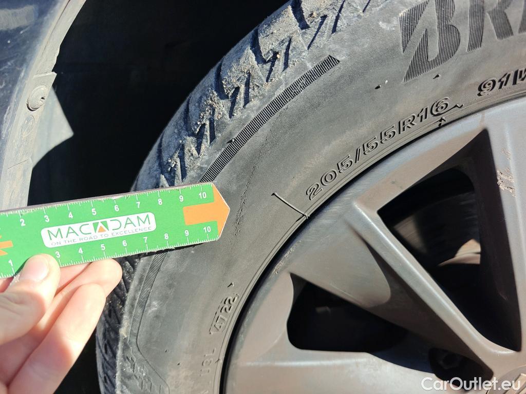  Seat  Leon  Style Visio Edition 1.0 TSI 115CV MT6 E6dT #81