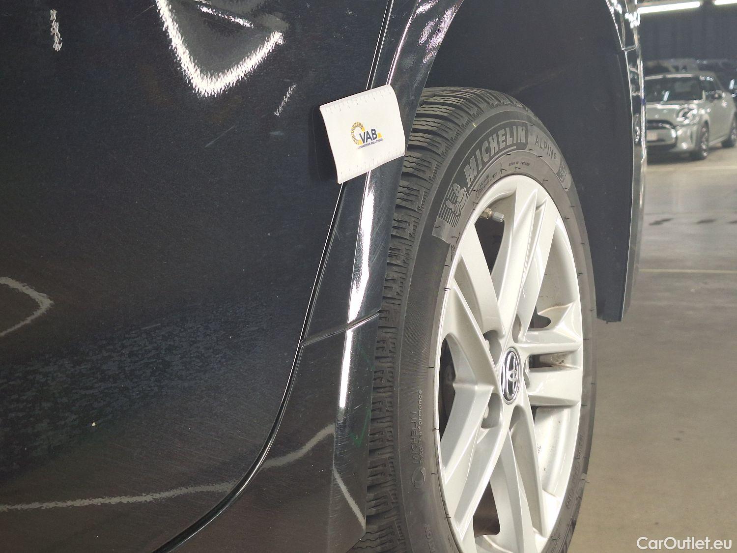  Toyota  Corolla Toyota,  TS '19, Toyota  Touring Sports 1.8 Hybrid Dynamic e #16