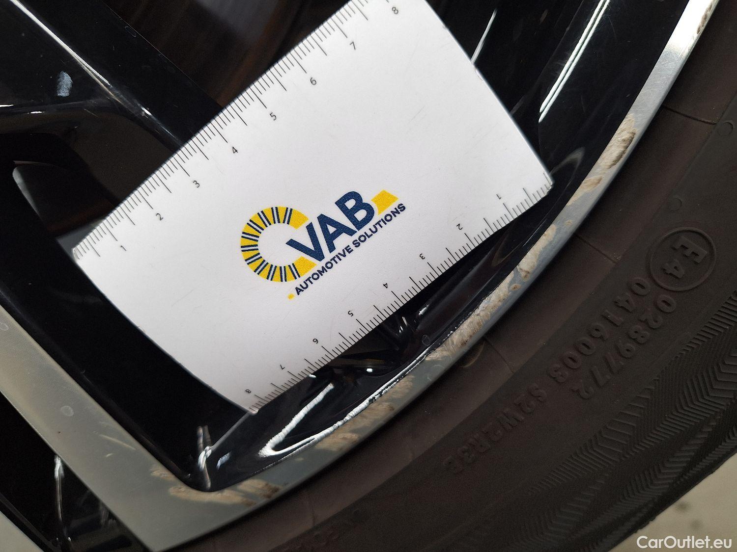  Peugeot  3008 Peugeot,  FL'20 PHEV, Peugeot  Hybrid 225 e-Auto8 GT 5d #3