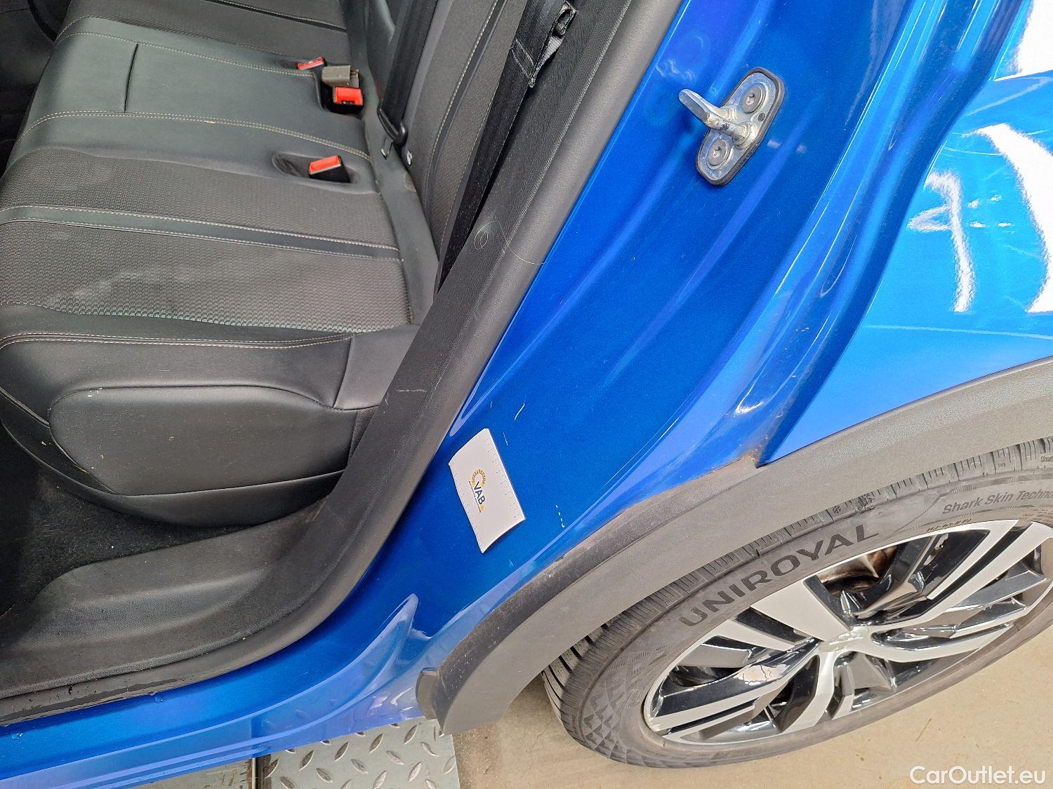  Peugeot  3008 Peugeot,  FL'20 PHEV, Peugeot  Hybrid 225 e-Auto8 GT 5d #27