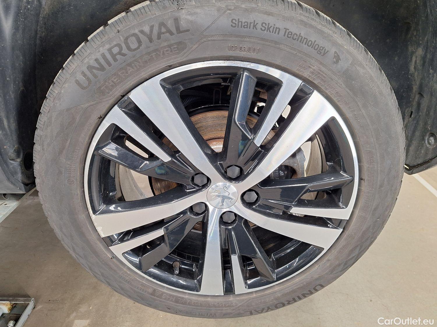  Peugeot  3008 Peugeot,  FL'20 PHEV, Peugeot  Hybrid 225 e-Auto8 GT 5d #24