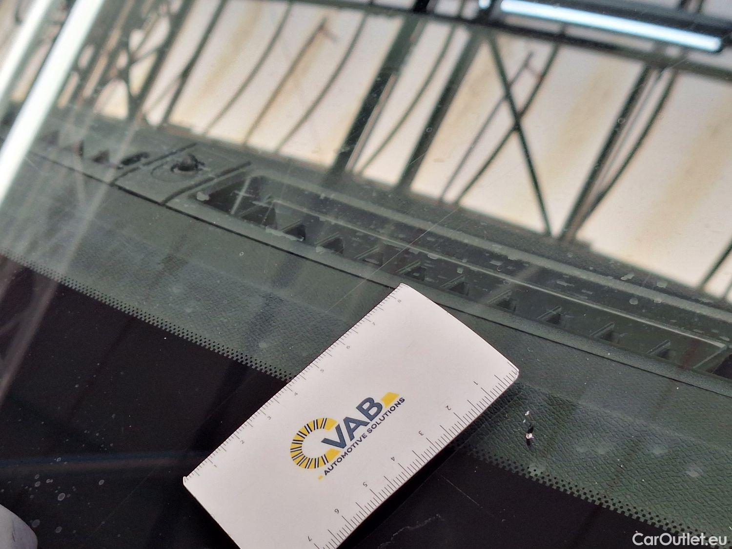  Peugeot  3008 Peugeot,  FL'20 PHEV, Peugeot  Hybrid 225 e-Auto8 GT 5d #13