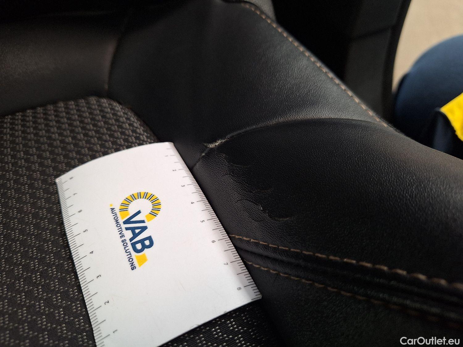  Peugeot  3008 Peugeot,  FL'20 PHEV, Peugeot  Hybrid 225 e-Auto8 GT 5d #16