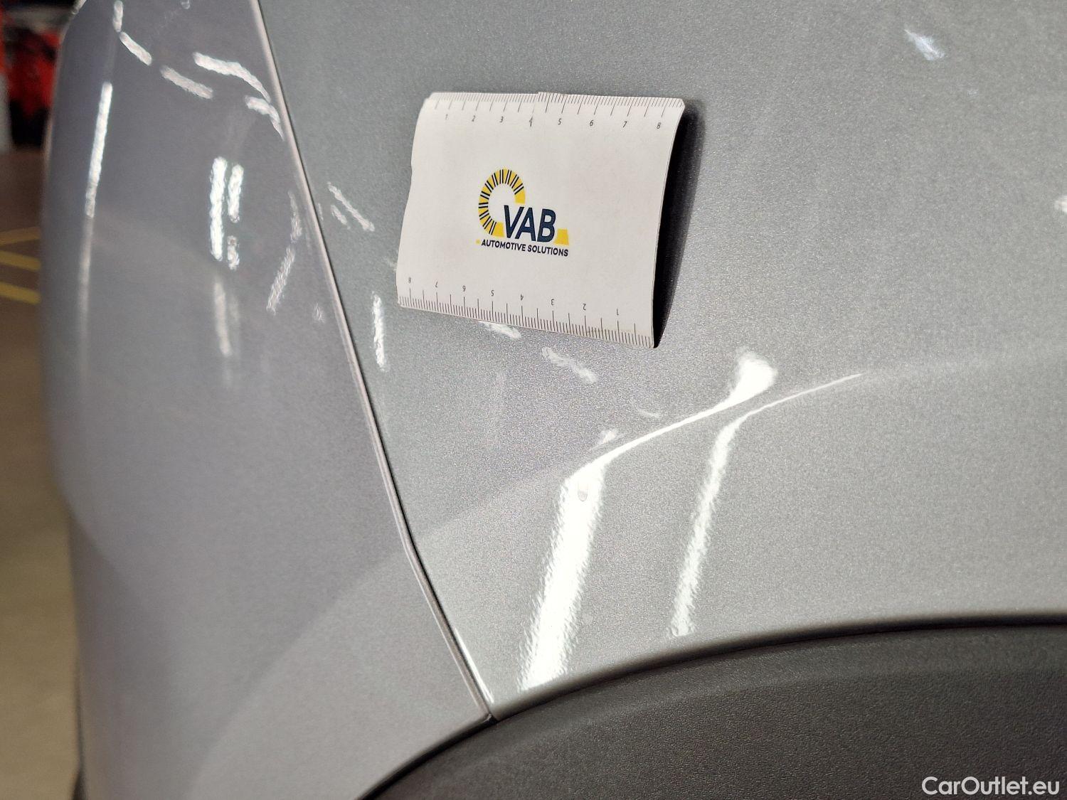  Opel   Grandland X Opel, '17, Opel 1.5 Turbo D D S/S AT8 Edition 5d #18