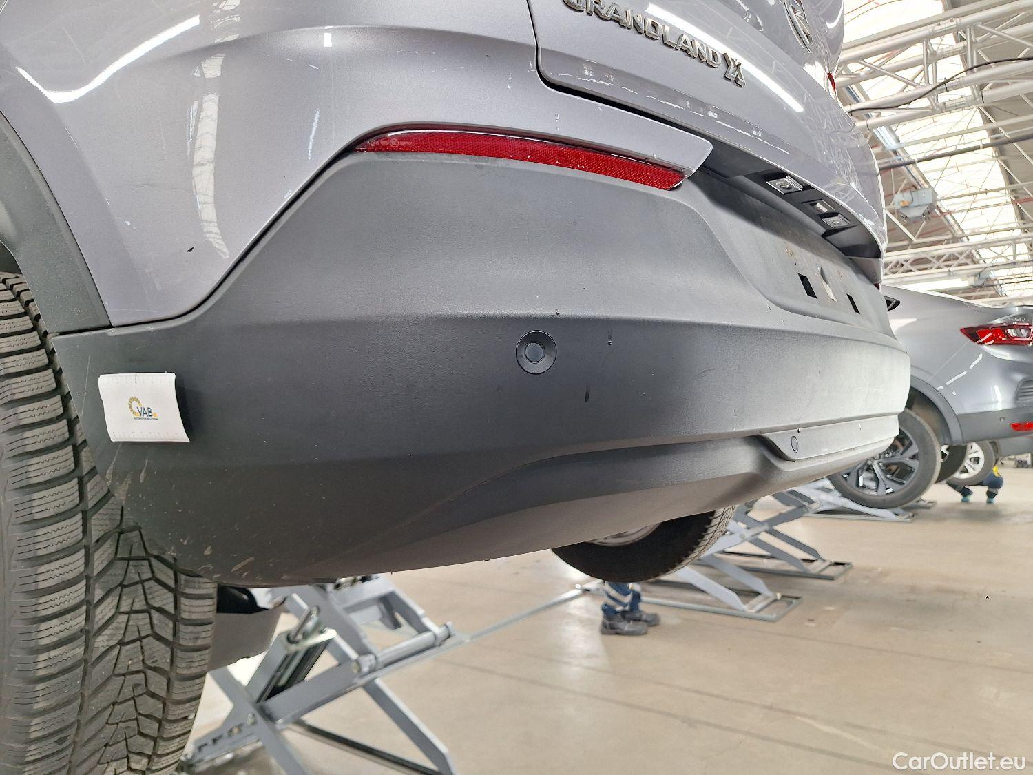  Opel   Grandland X Opel, '17, Opel 1.5 Turbo D D S/S AT8 Edition 5d #25