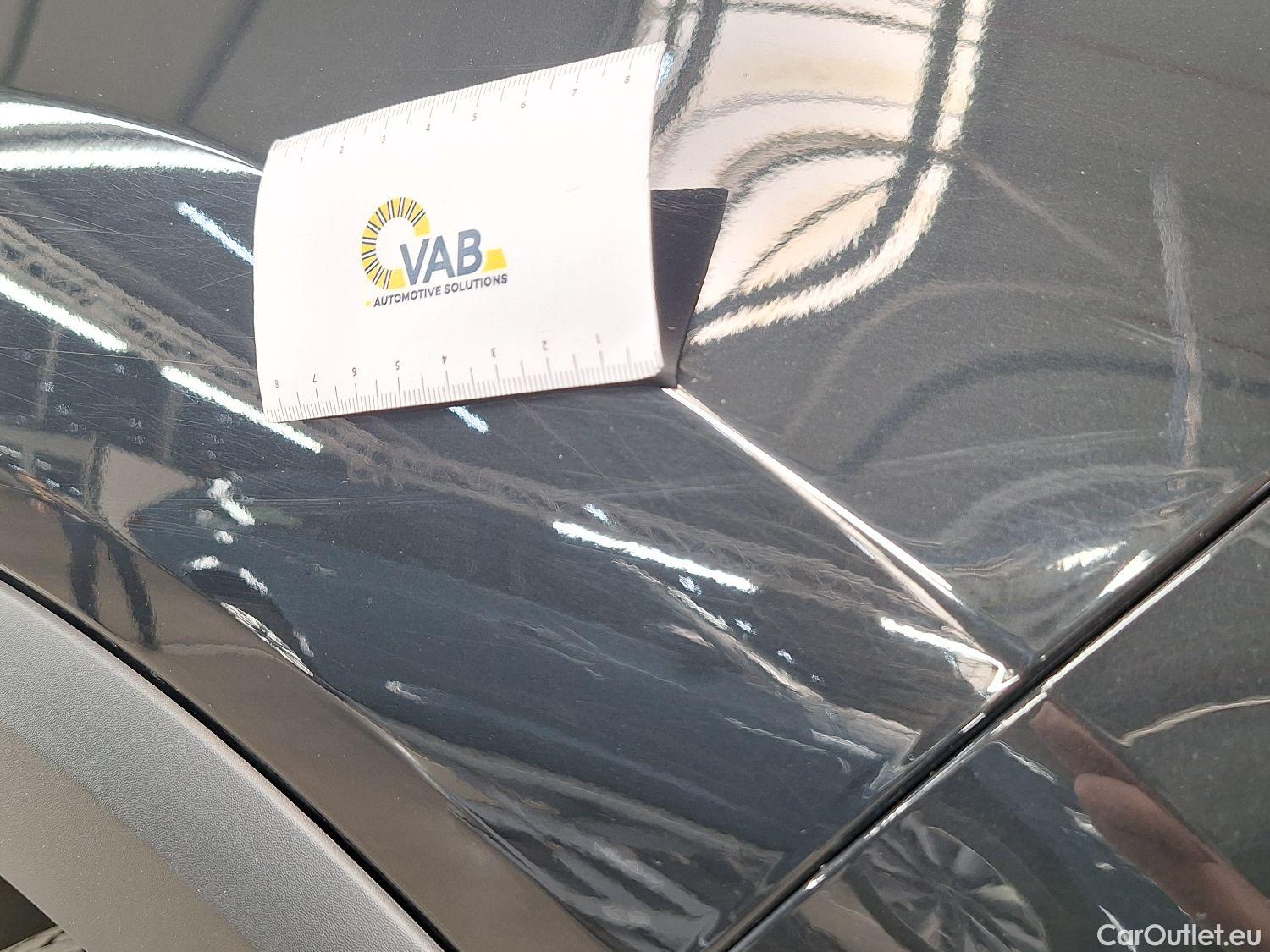  Citroen  C4 Citroën,  '20, Citroën  1.5 BlueHDi 130 S&S EAT8 Business Loung #2