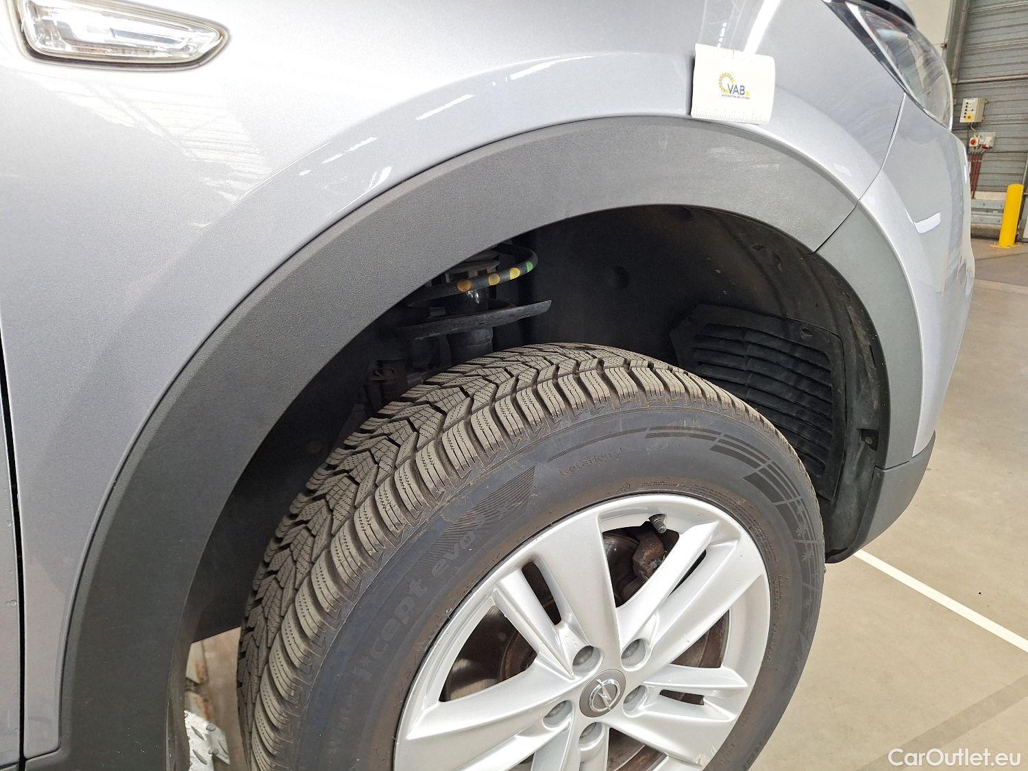  Opel   Grandland X Opel, '17, Opel 1.5 Turbo D D S/S AT8 Edition 5d #15