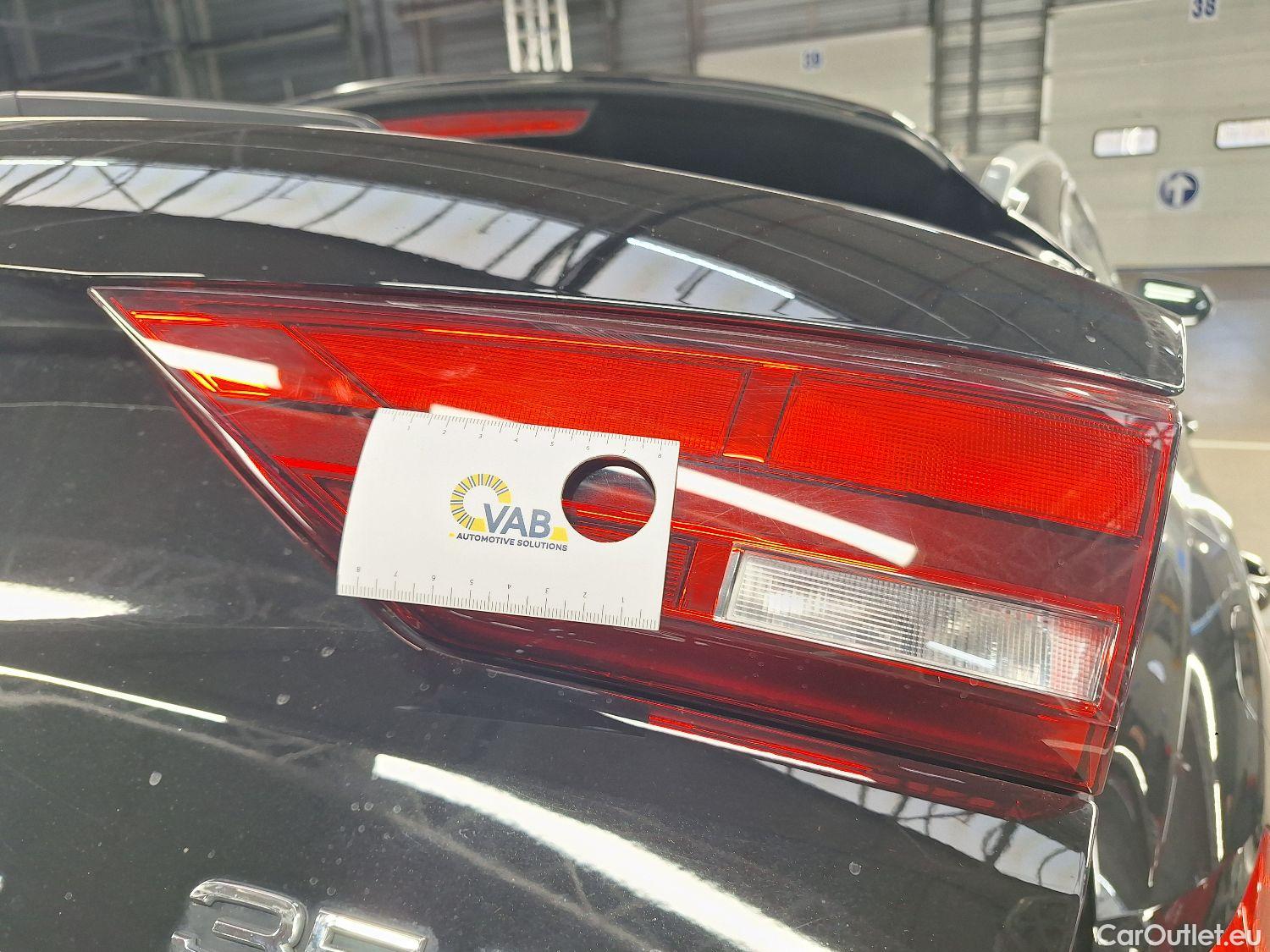  Audi  Q3 Audi,  '18, Audi  35 TDI S tronic S line Business Edition 5d #49