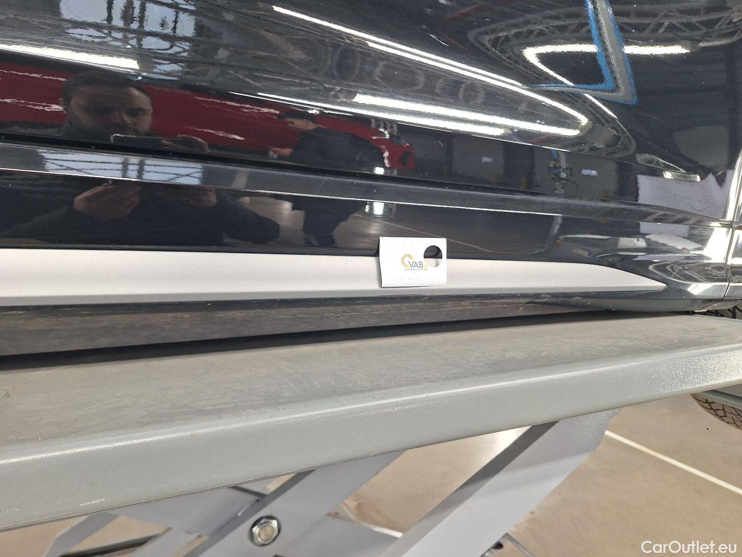  Audi  Q3 Audi,  '18, Audi  35 TDI S tronic S line Business Edition 5d #1