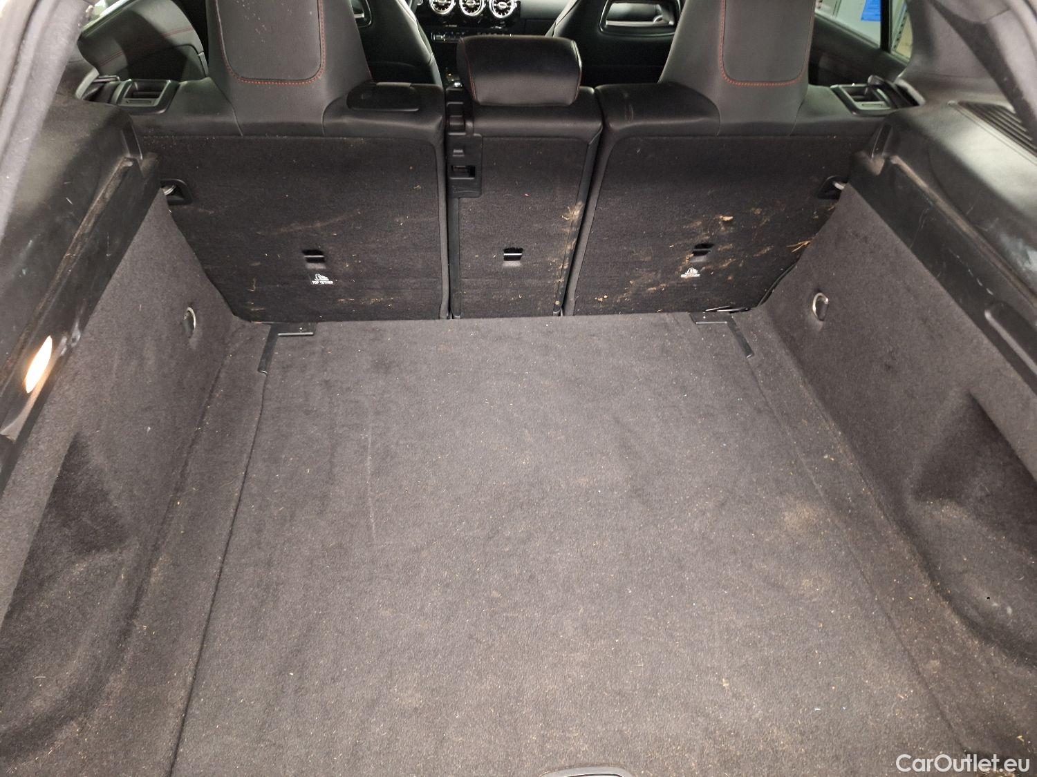  Mercedes  CLA-Klasse Mercedes, CLA-Class SB '19, Mercedes-Benz CLA Shooting Brake CLA 200 d Busines #68