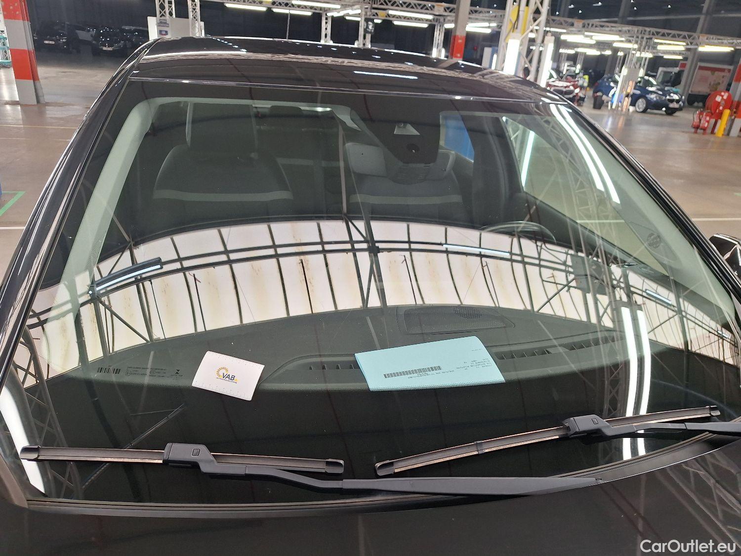  Citroen  C4 Citroën,  '20, Citroën  1.5 BlueHDi 130 S&S EAT8 Business Loung #49