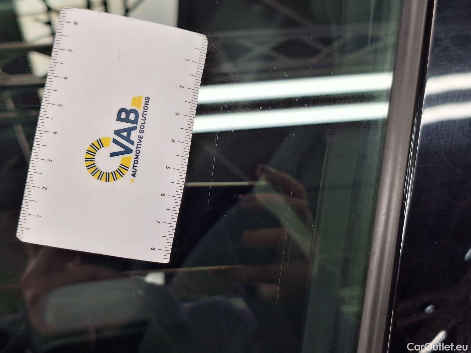  Citroen  C4 Citroën,  '20, Citroën  1.5 BlueHDi 130 S&S EAT8 Business Loung #43