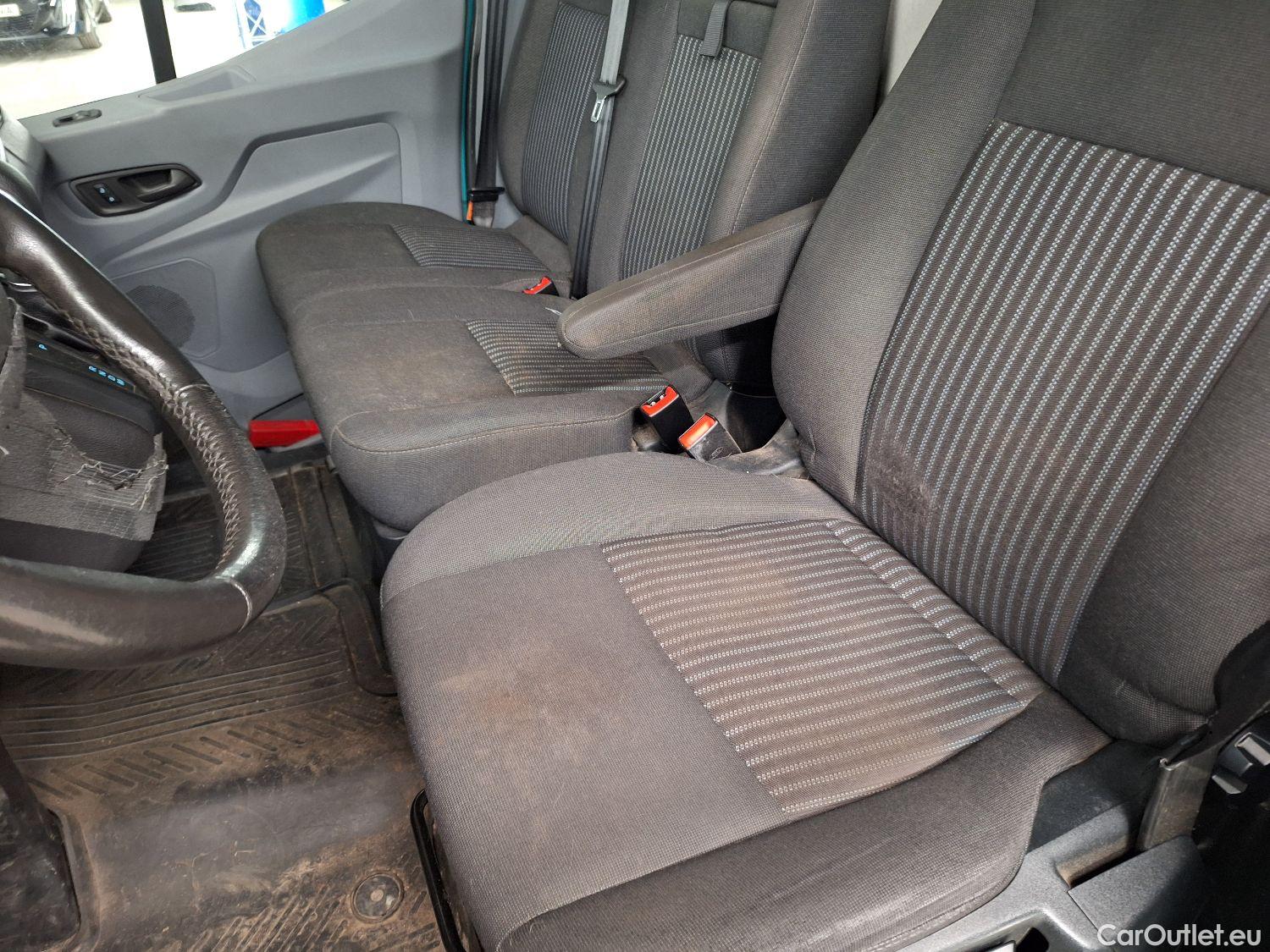  Ford  Transit Ford, _ GB '13, Ford  350M 2.0TD 130pk 96kW A6 Trend 4d #51