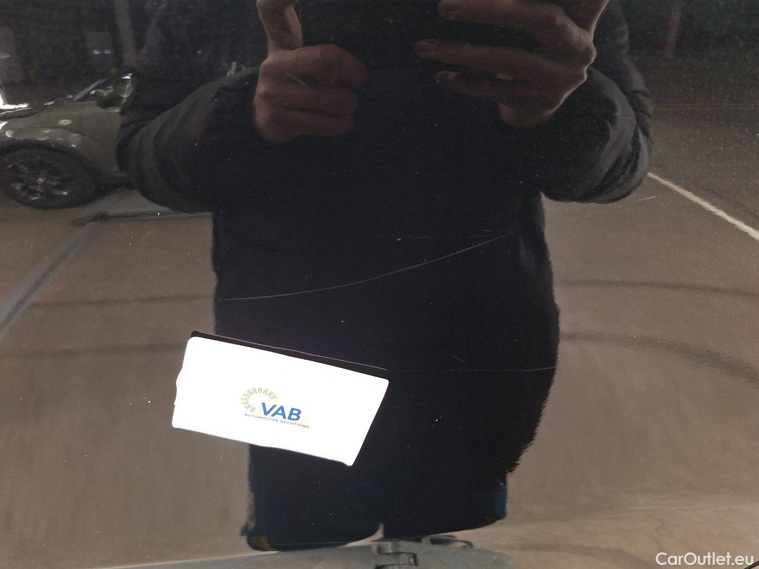  Mercedes  A-Klasse Mercedes, A-Class Berline '18, Mercedes-Benz  Limousine A 180d DCT Busine #14