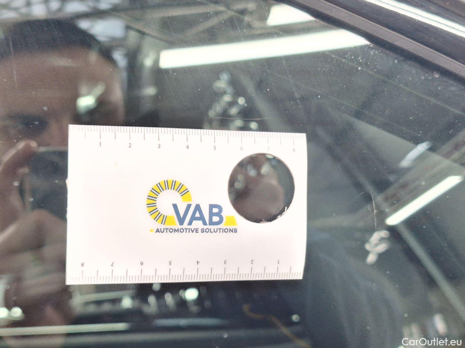  Mercedes  A-Klasse Mercedes, A-Class '18 PHEV, Mercedes-Benz  A 250 e 5d #4