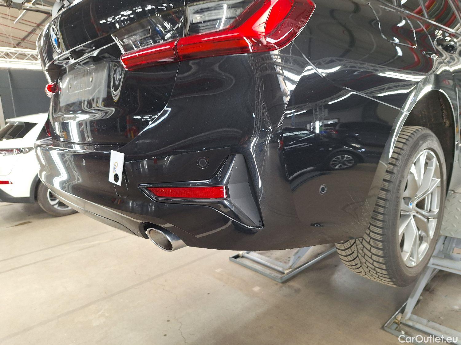  Bmw  Serie 3 BMW, 3-serie Touring '18, BMW 3 Reeks Touring 318dA (110 kW) 5d #19