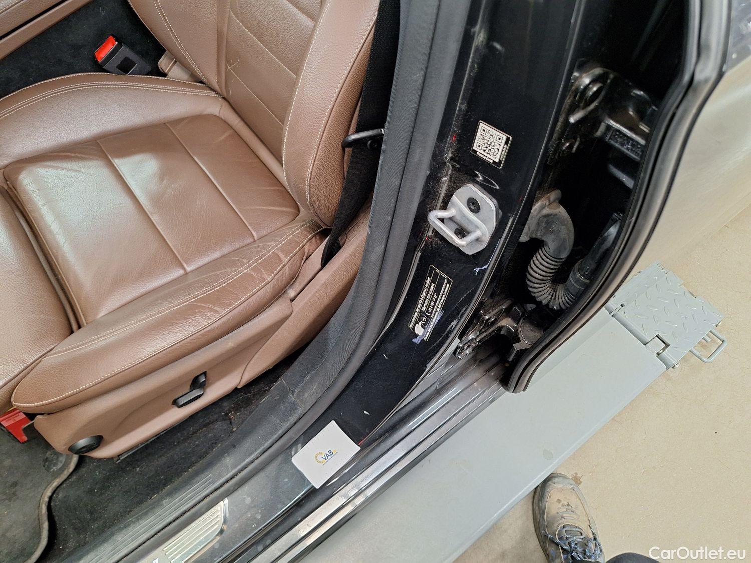  Mercedes  E-Klasse Mercedes, E-Class Break FL'20, Mercedes-Benz  Break E 200d Business Solut #51