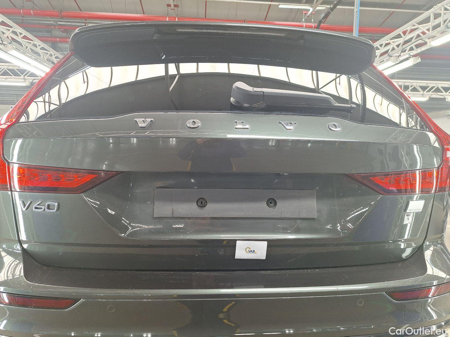  Volvo  V60 Volvo,  '18, Volvo  T6 Recharge 4x4 Geartronic R-Design 5d #41