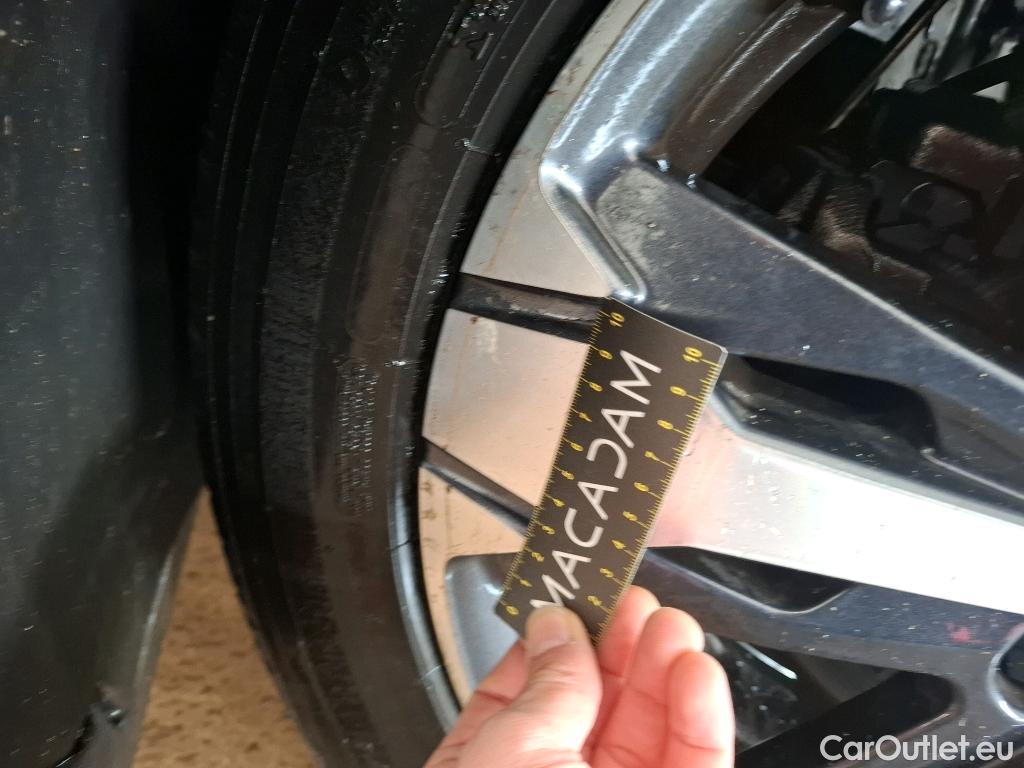  Peugeot  5008  Crossway 1.2 PureTech 130CV BVM6 E6d #9