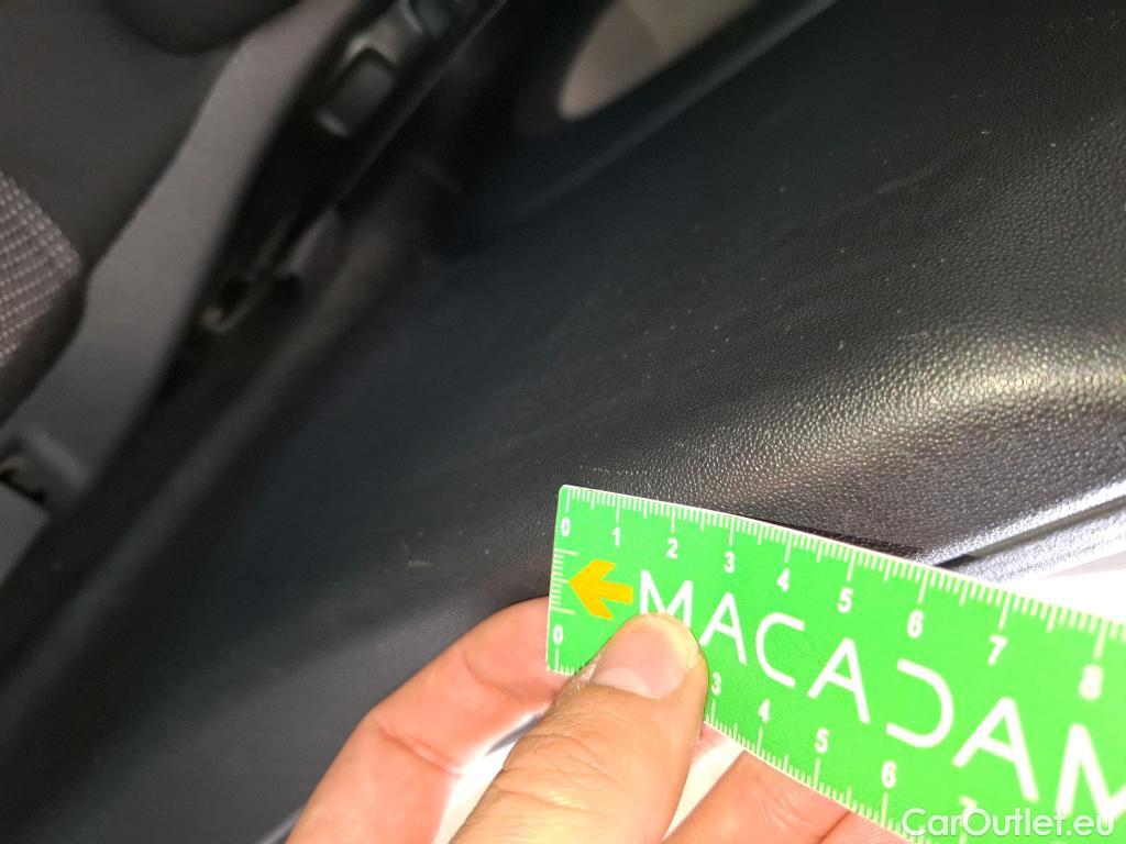  Citroen  C3  Société Feel Nav 1.5 BlueHDI 100CV BVM5 E6dT #9