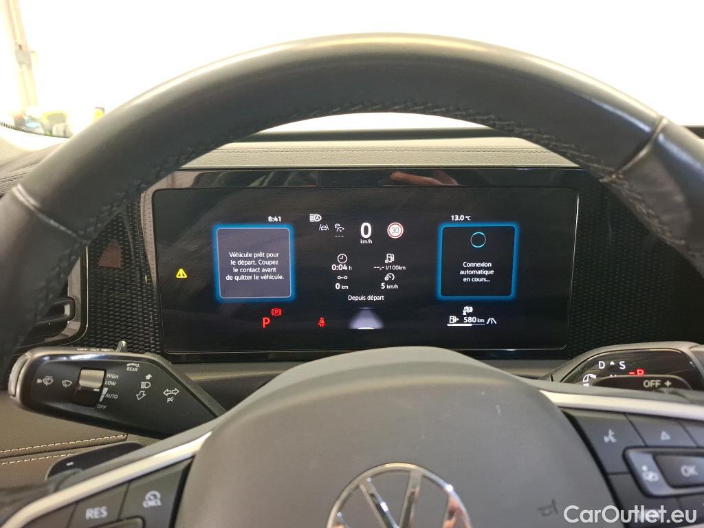  Volkswagen  Tiguan VOLKSWAGEN  / 2023 / 5P / SUV 2.0 TDI 150 DSG7 LIFE PLUS #4