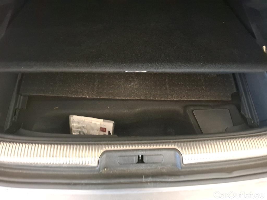  DS  DS7 DS DS 7 Crossback / 2017 / 5P / SUV E-TENSE 225 Business #3