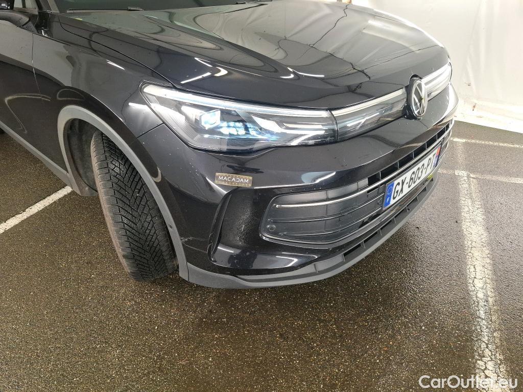 Volkswagen  Tiguan VOLKSWAGEN  / 2023 / 5P / SUV 2.0 TDI 150 DSG7 LIFE PLUS #1