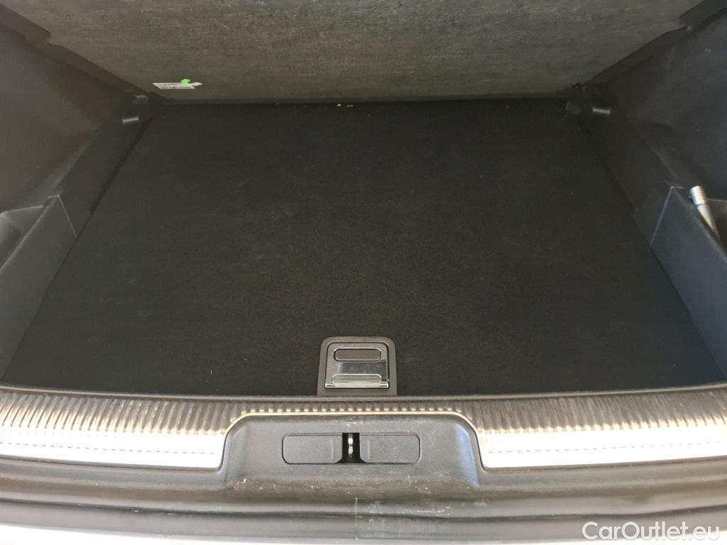  DS  DS7 DS DS 7 Crossback / 2017 / 5P / SUV E-TENSE 225 Business #4