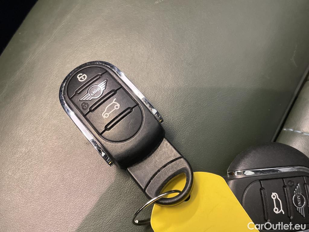  Mini  Countryman MINI  / 2020 / 5P / Crossover Cooper SE ALL4 Untamed 125+95ch BVA6(SP) #1