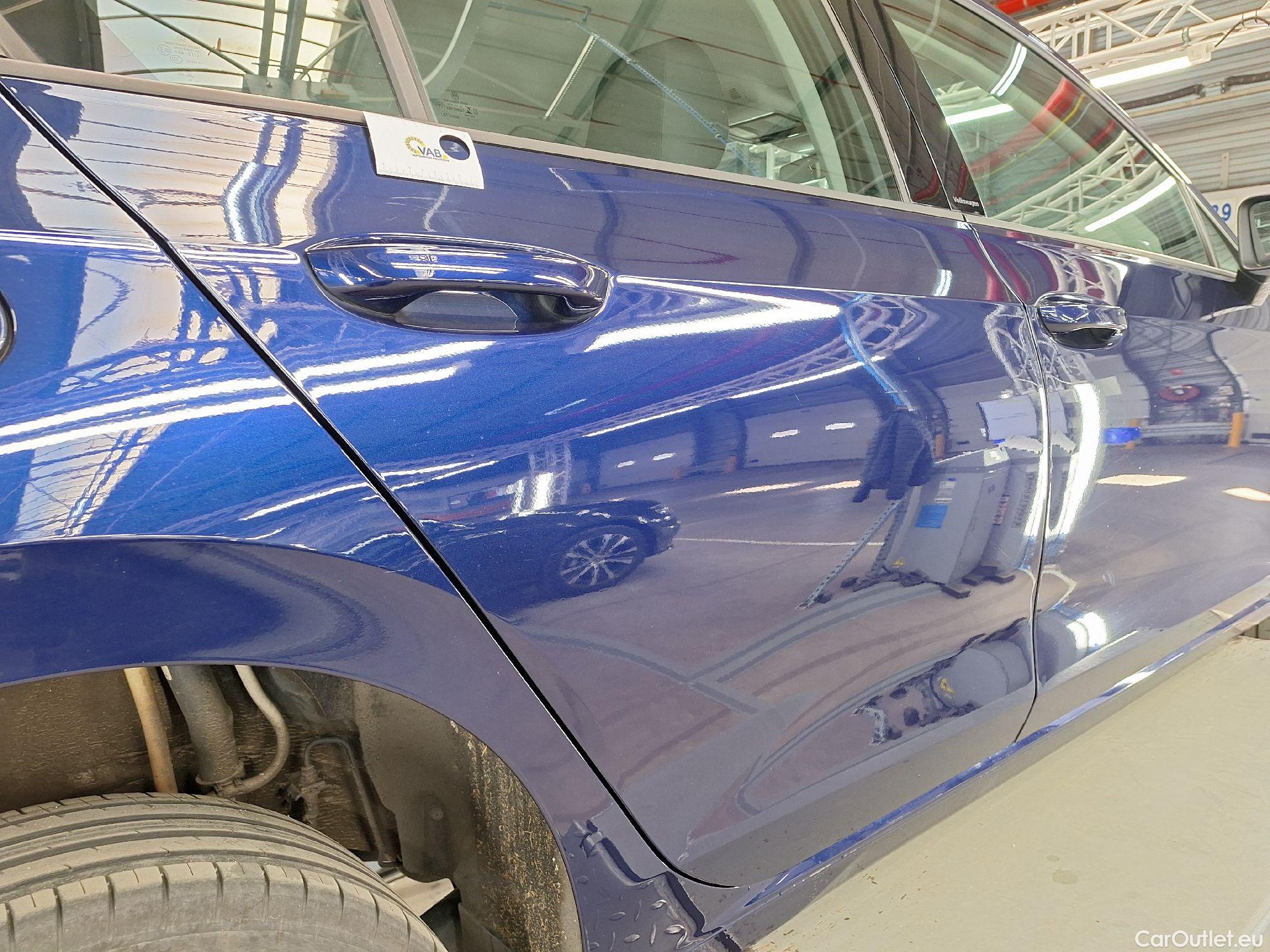  Volkswagen  Golf  VW, VIII '20, Volkswagen VIII 1.0 eTSI 81kW Life Business D #34