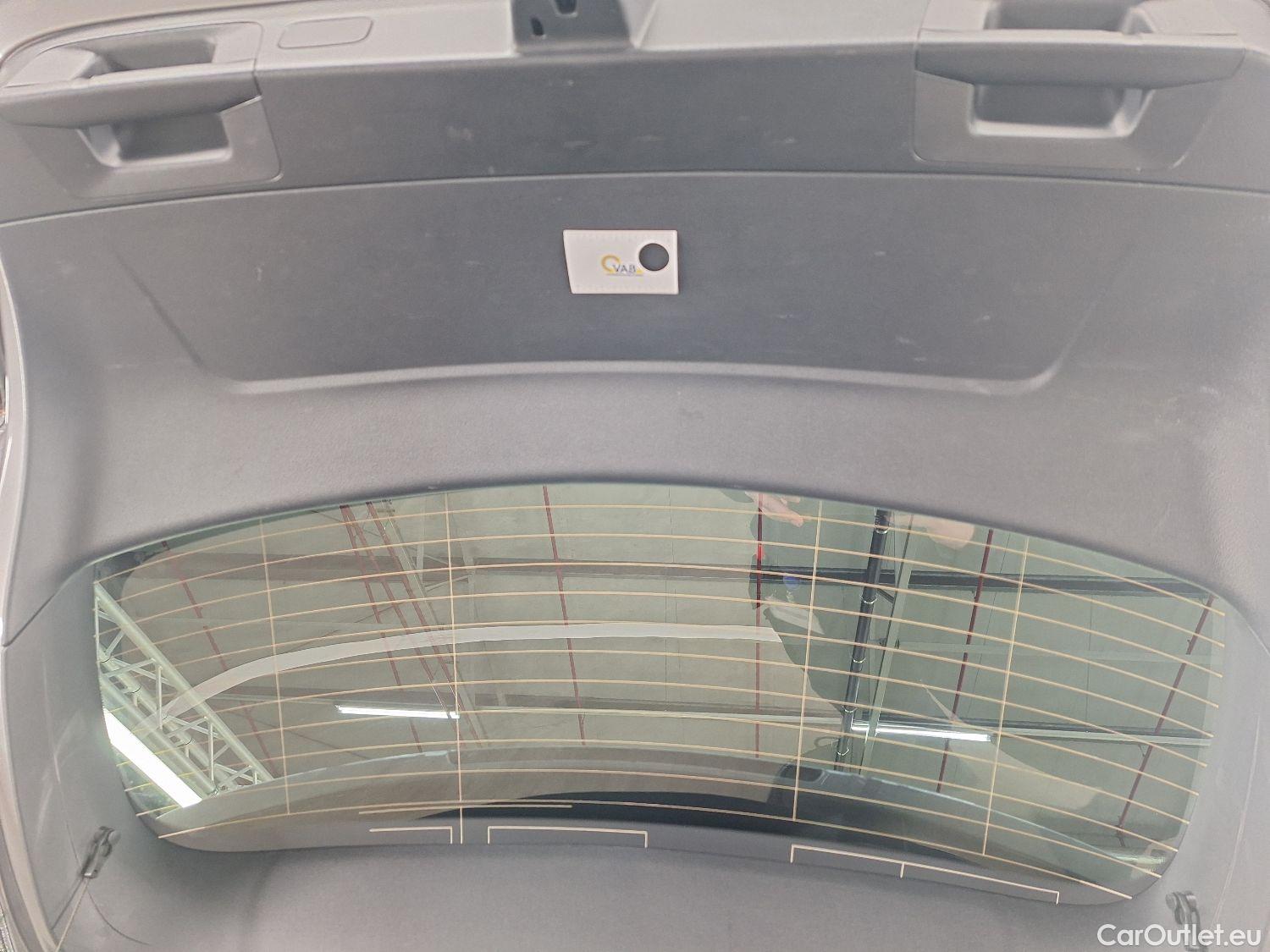  Mercedes  A-Klasse Mercedes, A-Class '18, Mercedes-Benz  A 180 d Business Solution A #105