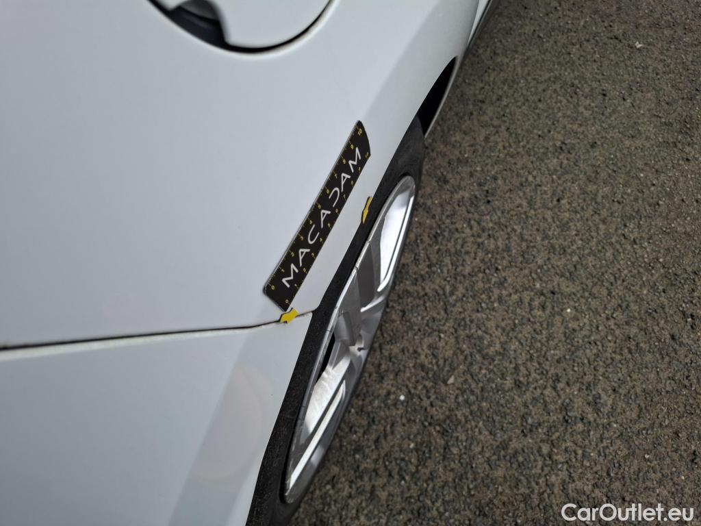  Renault  Clio  IV Business 0.9 TCe 90CV BVM5 E6 #5